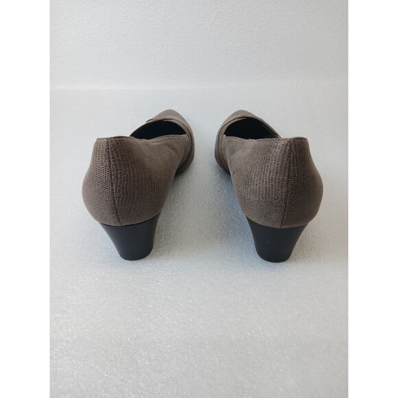 Kim Rogers "Omarey" Snakeskin Design Classic Slip-On Pumps l Size: 11 - Picture 6 of 11